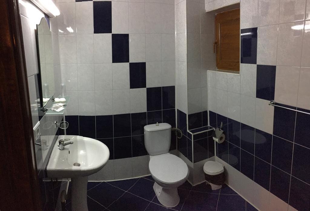Conacul Domnitei Voronet Bagian luar foto