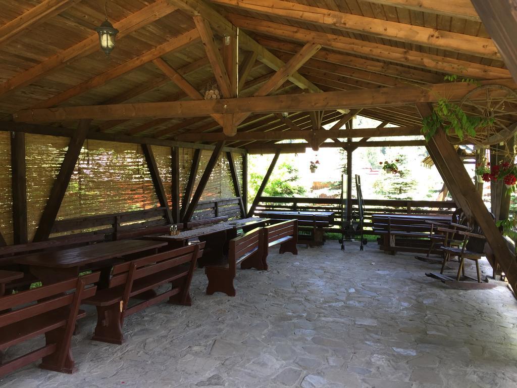 Conacul Domnitei Voronet Bagian luar foto