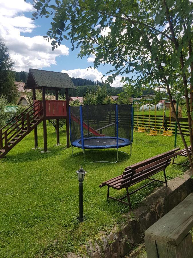 Conacul Domnitei Voronet Bagian luar foto
